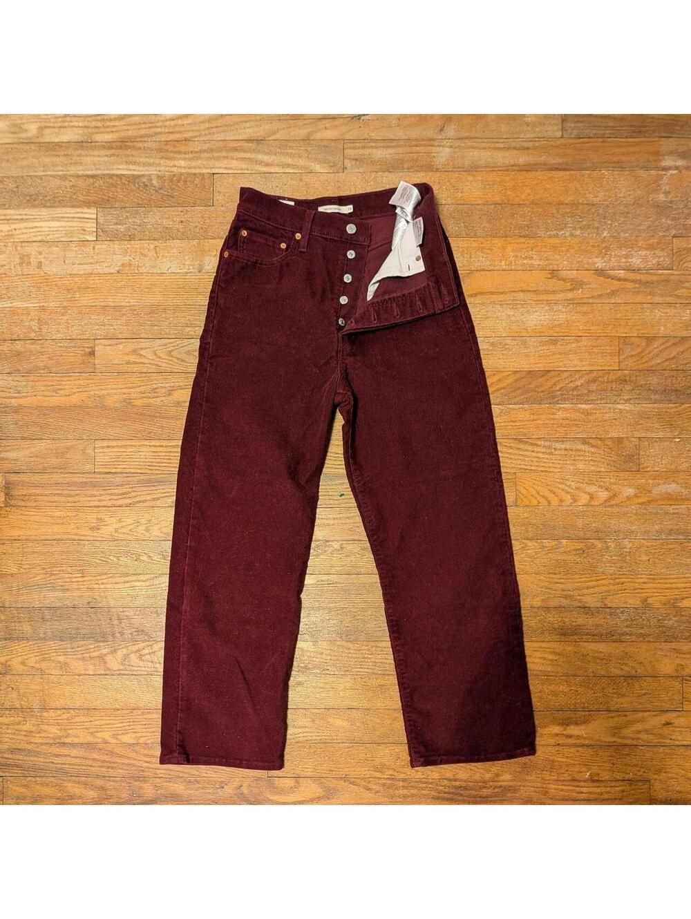 Levi's Ribcage Straight Corduroy Pants Burgundy High Waisted Size 29